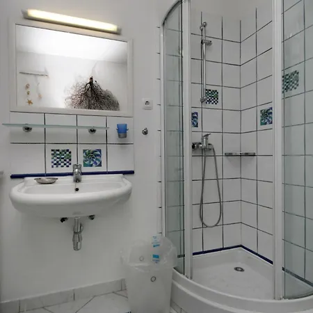 Apartments With Parking Space Selce, Crikvenica - 5366 * Selce