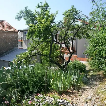 Apartments With A Parking Space Selce, Crikvenica - 5366 * Selce