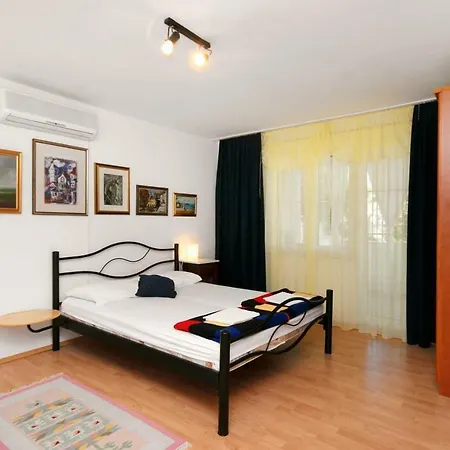 With Parking Space Selce, Crikvenica - 5366 セルツェ