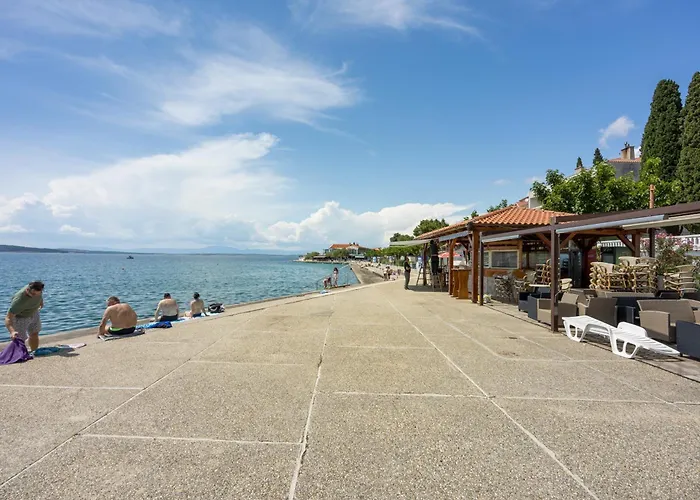 Apartamento With Parking Space Selce, Crikvenica - 5366 *